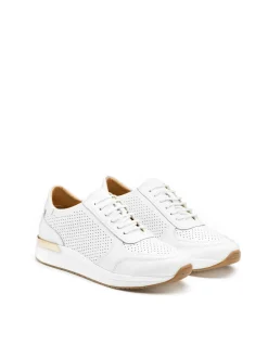 Białe sneakersy damskie