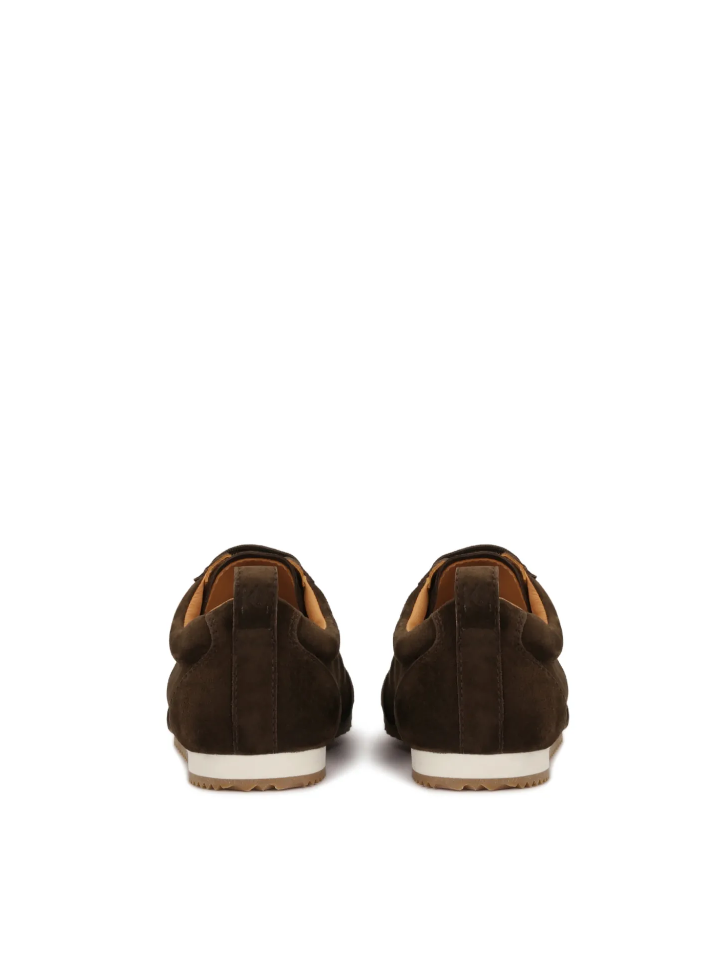 Brązowe sneakersy z zamszu