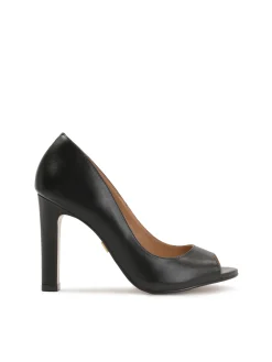 Czarne czółenka peep toe