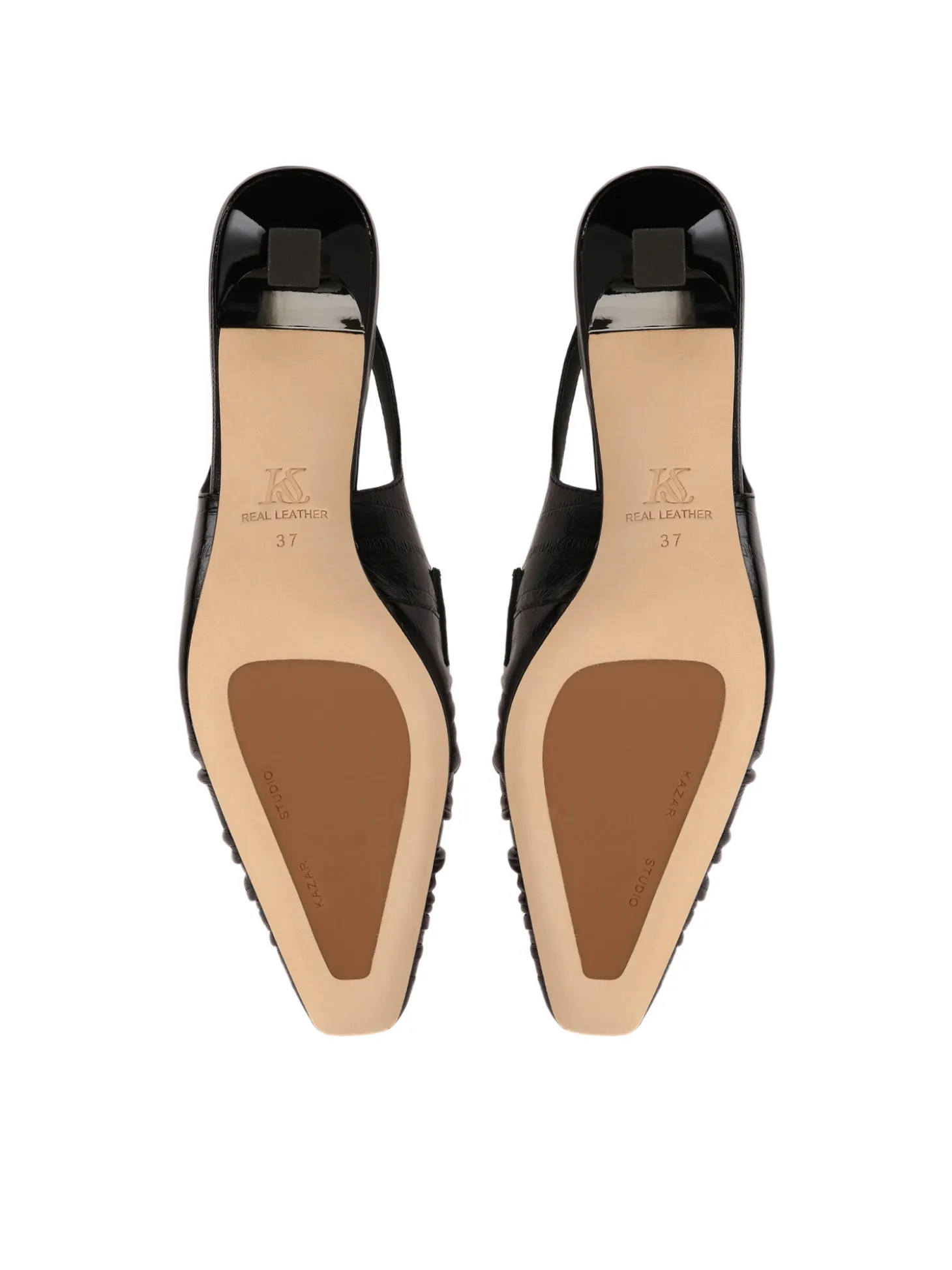 Czarne czółenka z otwartą piętą na obcasie typu slingback
