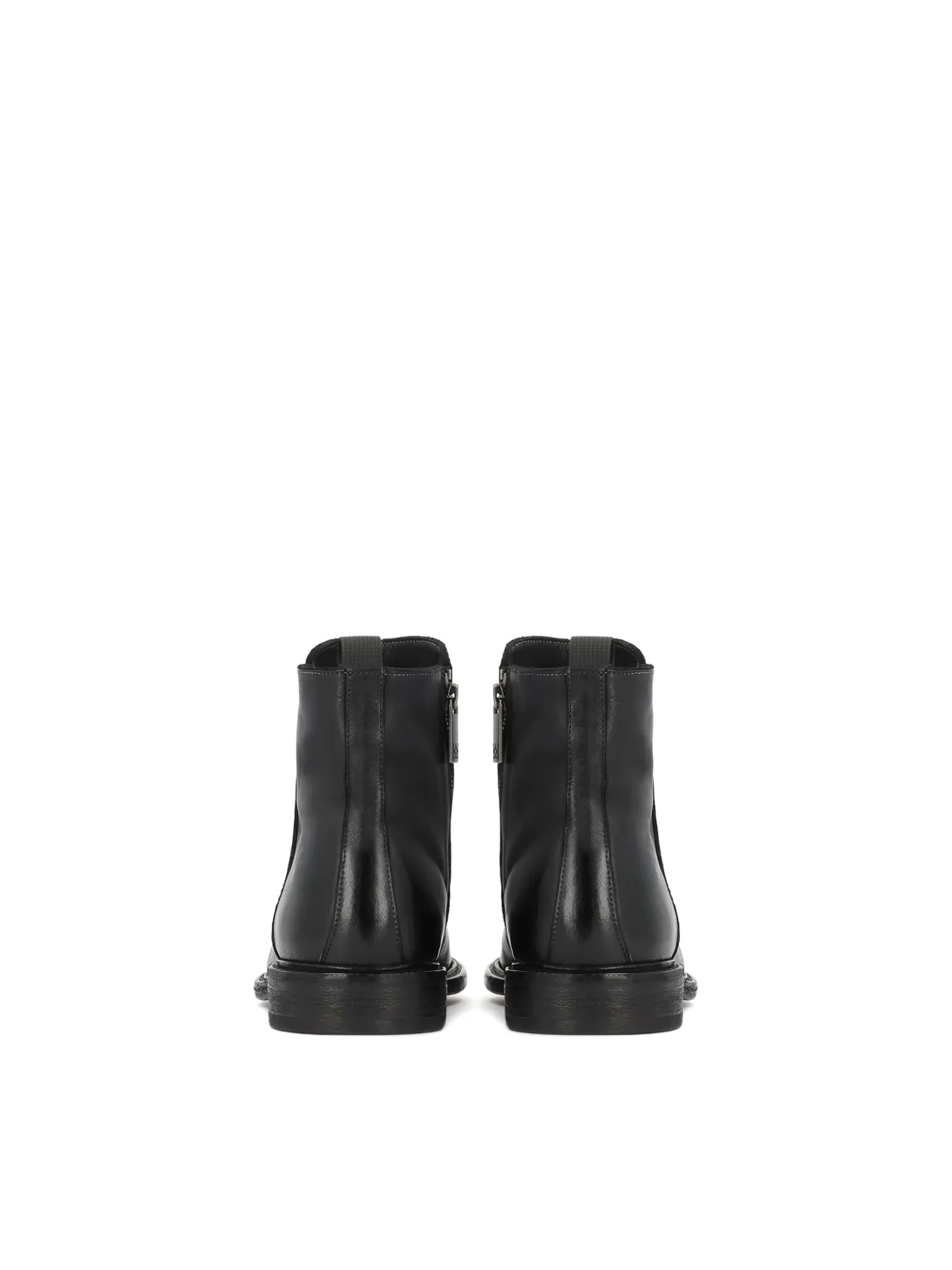 Czarne skórzane botki z suwakiem