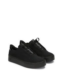 Czarne sneakersy damskie z atrakcyjnym sznurowaniem