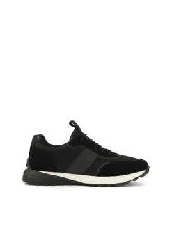 Czarne sneakersy z łączonych materiałów