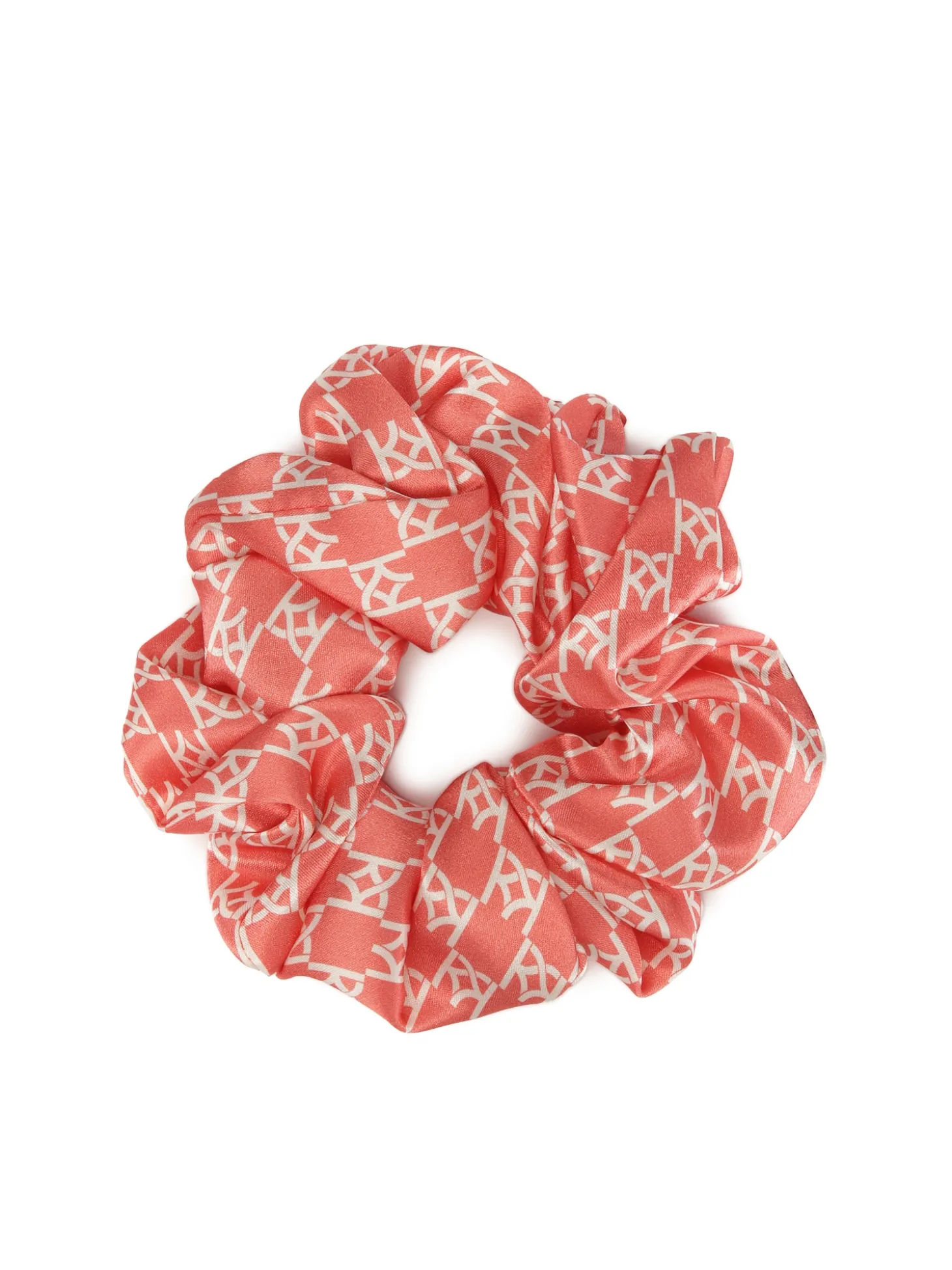 Czerwona gumka scrunchie w białe monogramy