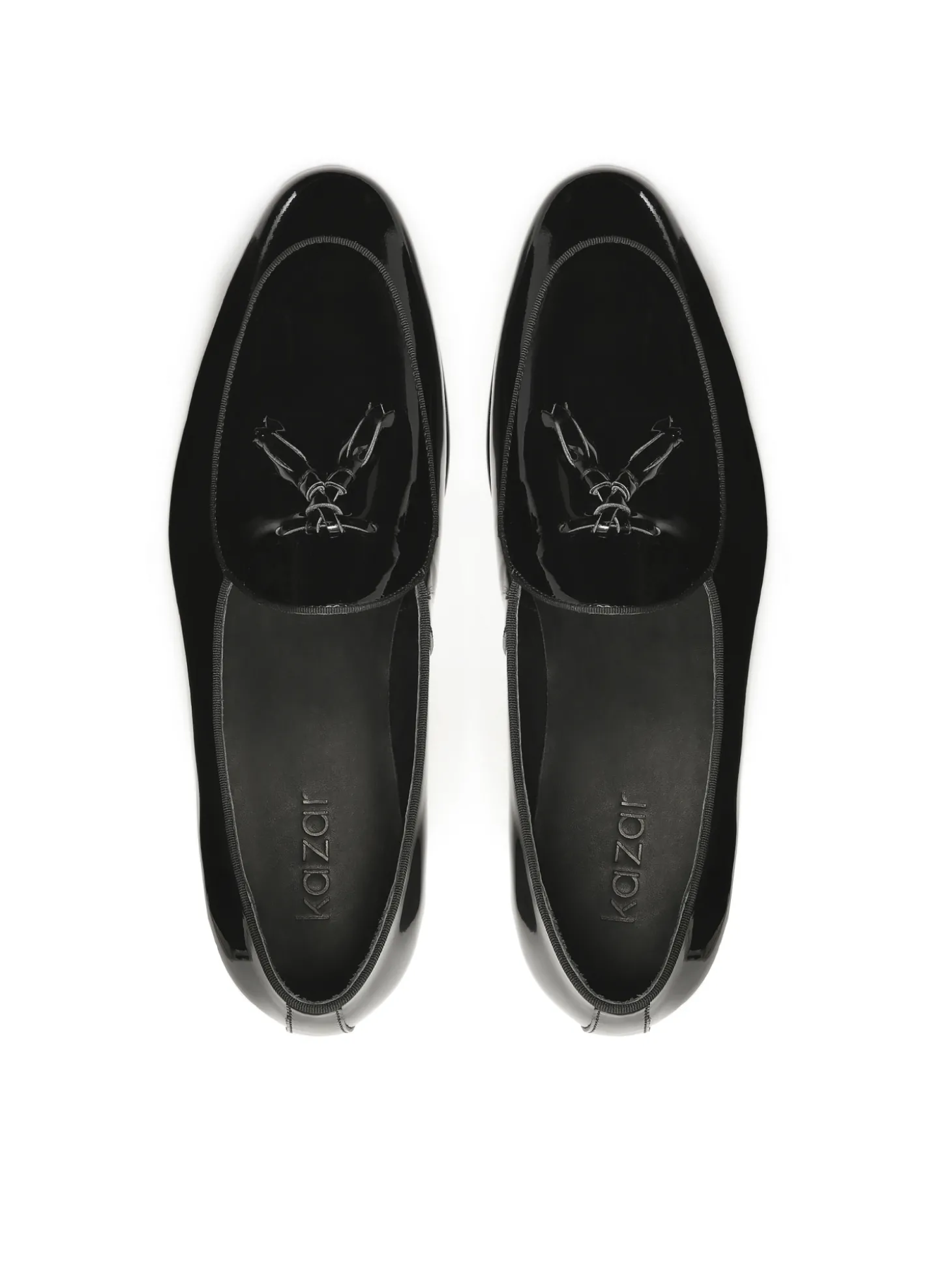 Lakierowane czarne loafersy z chwostem