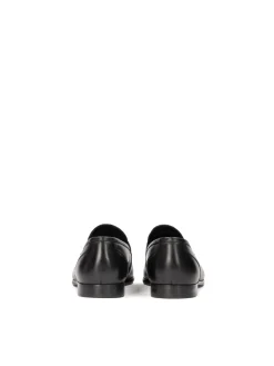 Loafersy z naturalnej skóry w czarnym kolorze