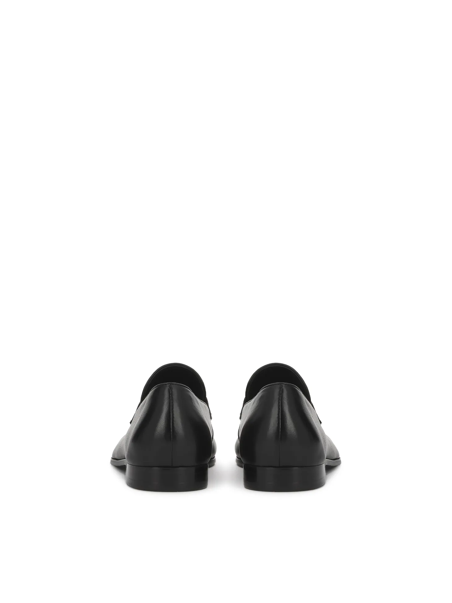 Minimalistyczne loafersy ze skóry