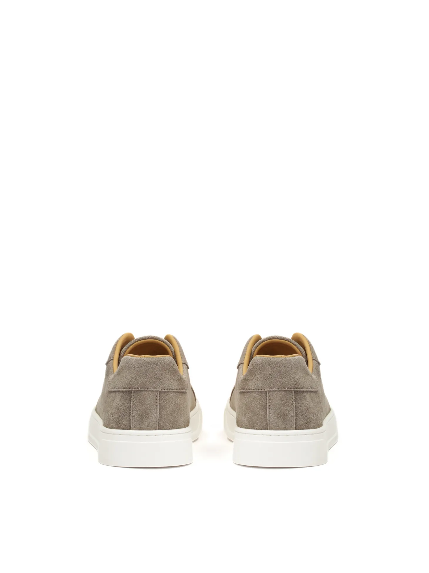 Minimalistyczne zamszowe sneakersy w taupe kolorze