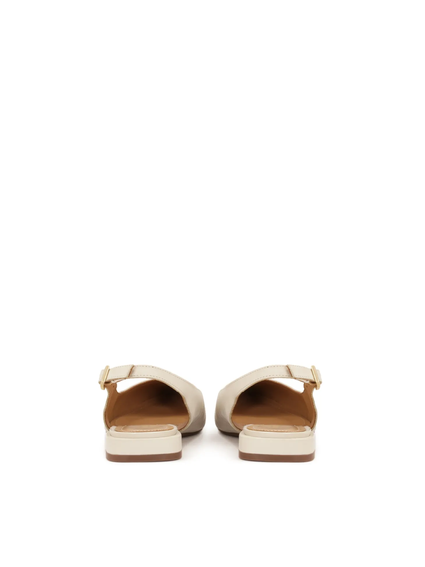 Płaskie czółenka slingback