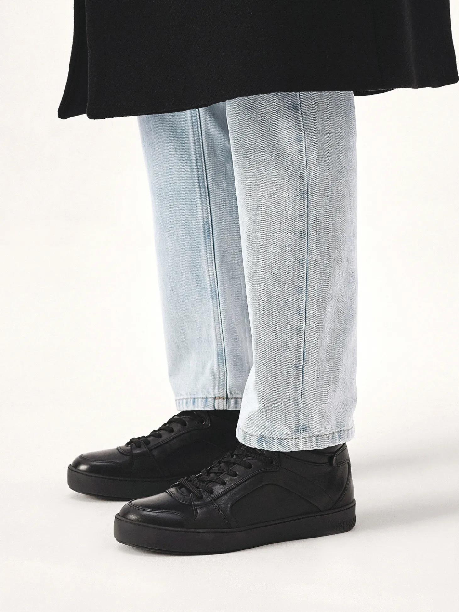 Skórzane sneakersy z wyższą cholewką