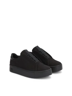 Sneakersy z tkaniny na grubszej podeszwie