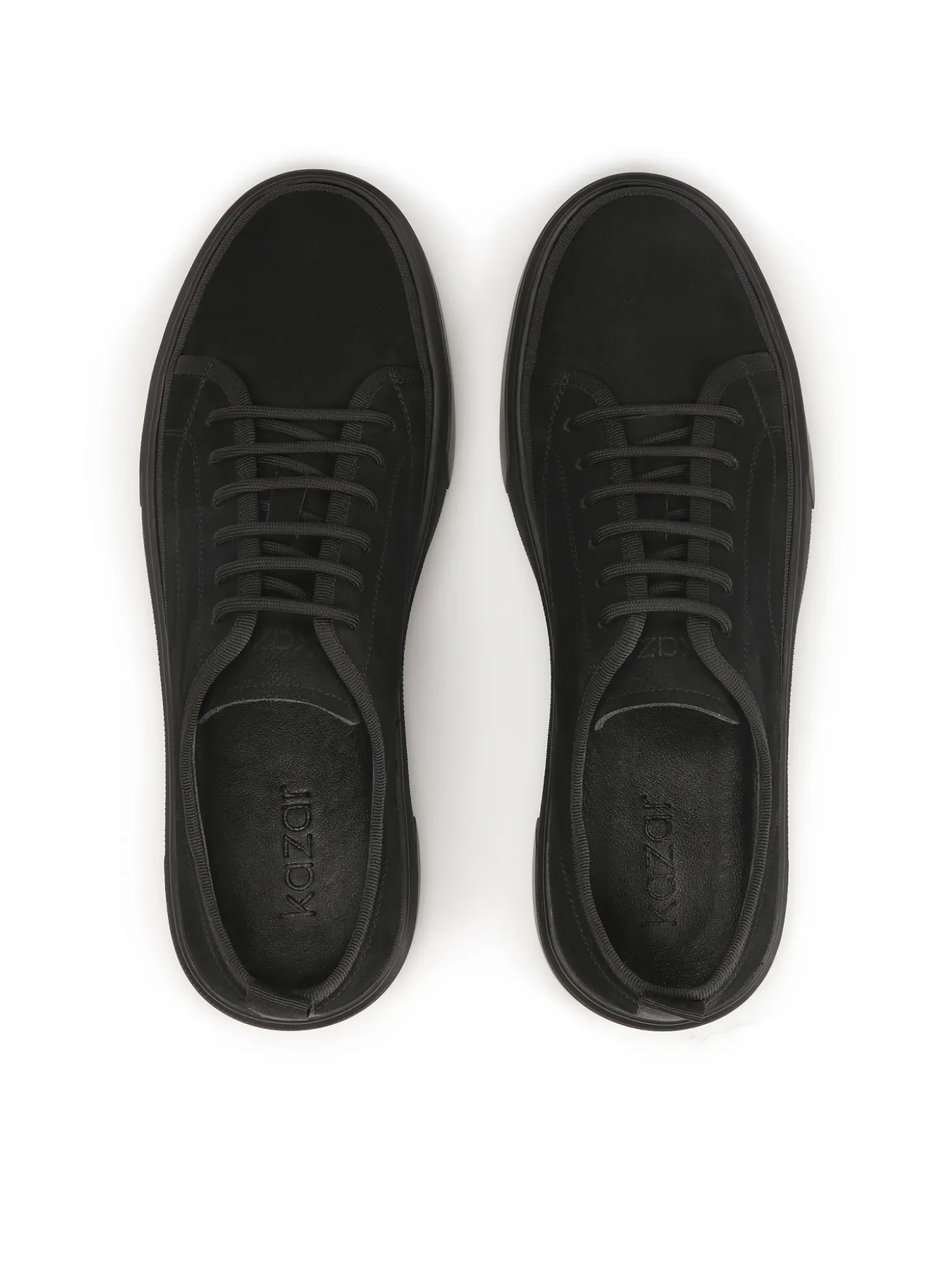Sznurowane czarne sneakersy z nubuku