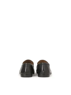 Uniwersalne czarne loafersy ze skóry
