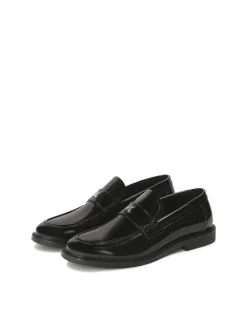 Wsuwane czarne loafersy z monogramem