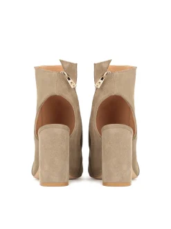 Zamszowe botki peep toe z odkrytym noskiem i piętą